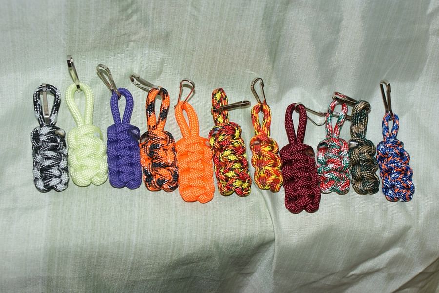 colorful zipper pulls